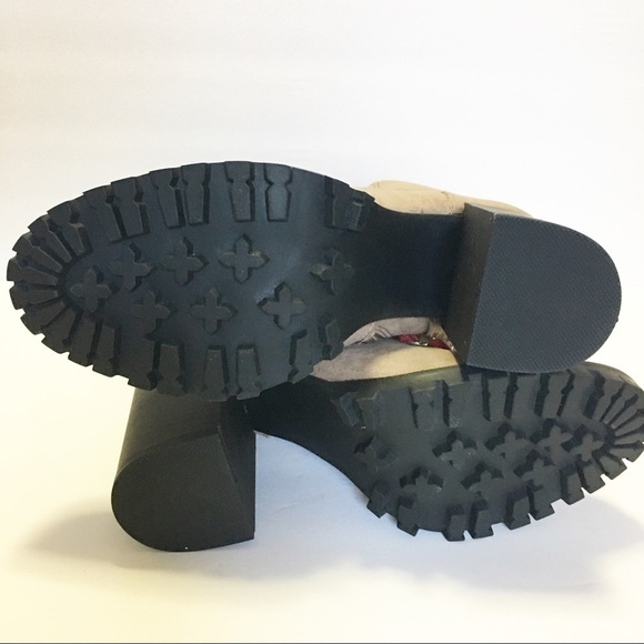 Material Girl Womens Hazil Lace-Up Booties - Picture 8 of 11